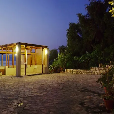 Vista Petros Lägenhet *