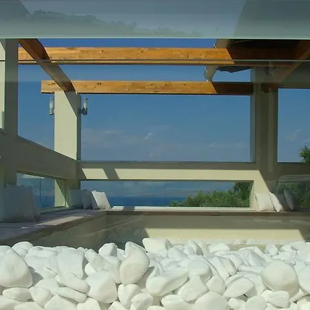 Vista Petros Lägenhet