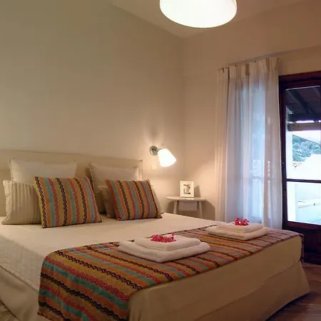 Vista Petros Apartment
